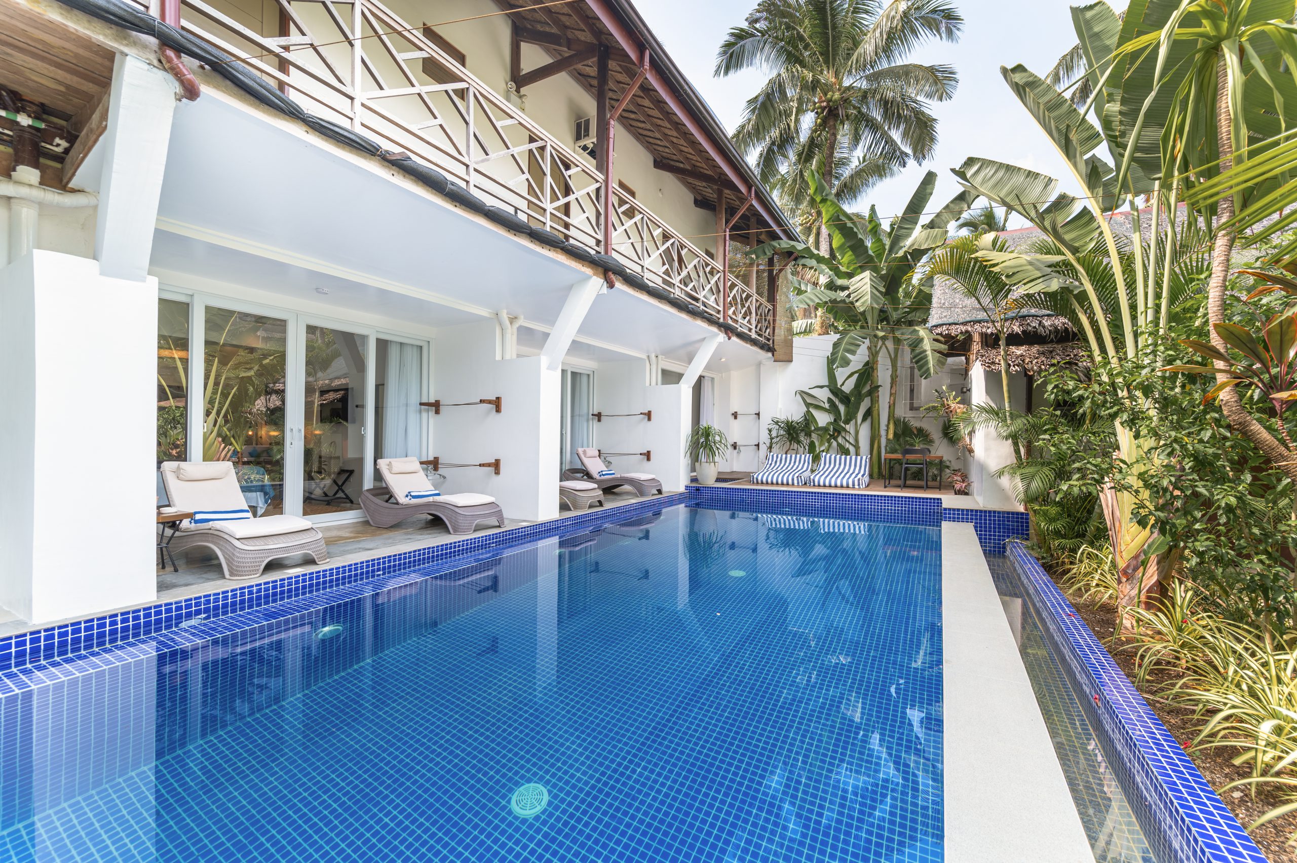 Kalipay poolside rooms
